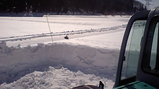 除雪はじめました