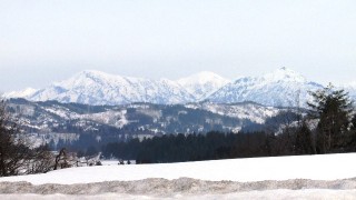 棚田には２．４ｍの残雪