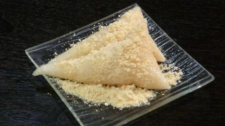 魚沼産こがねもち使用の「笹ちまき」