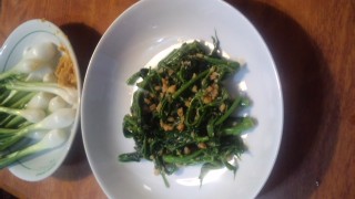 ハリギリのクルミ和え